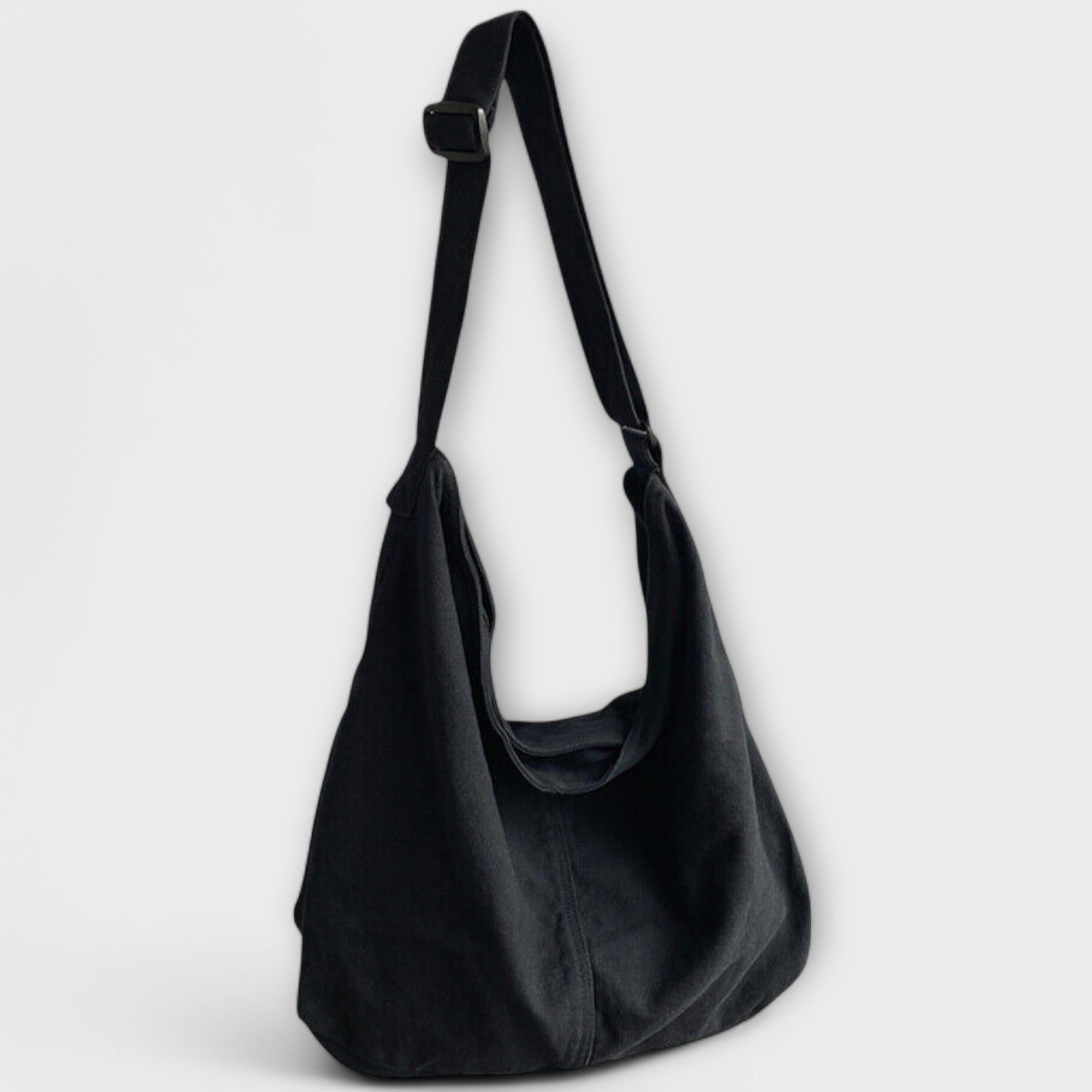 Shoulder bag with a solution